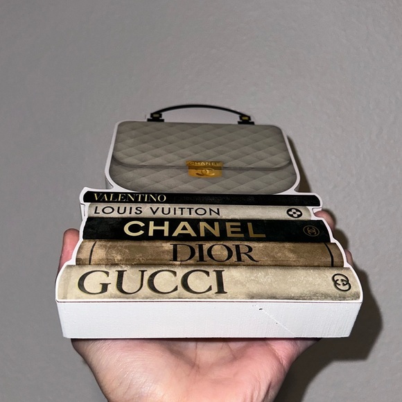 NWT fashion purse and books Desk Art home decor - Picture 5 of 5